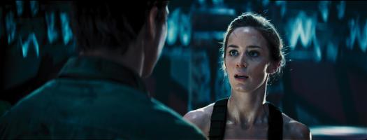 still-of-emily-blunt-in-edge-of-tomorrow-2014-large-picture